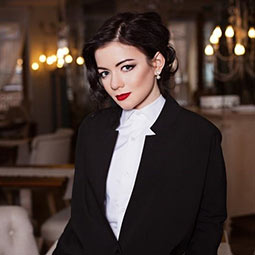 Юлія Броско